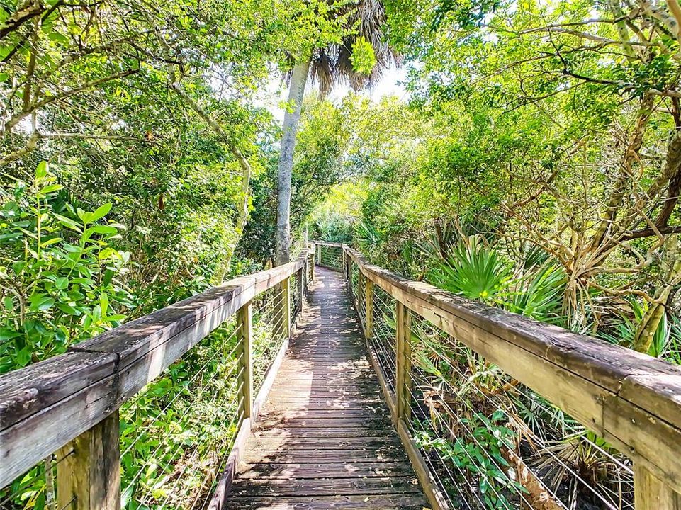 Walkway around Oceanwalk Complex