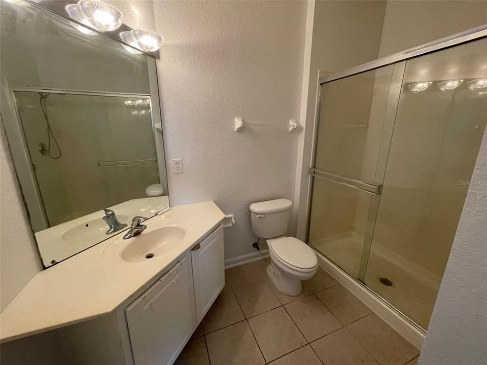 For Rent: $1,850 (2 beds, 2 baths, 1112 Square Feet)