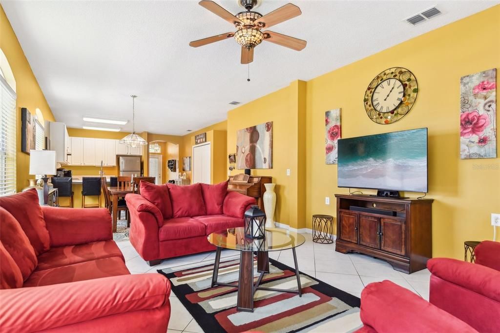 Active With Contract: $455,000 (4 beds, 2 baths, 1744 Square Feet)