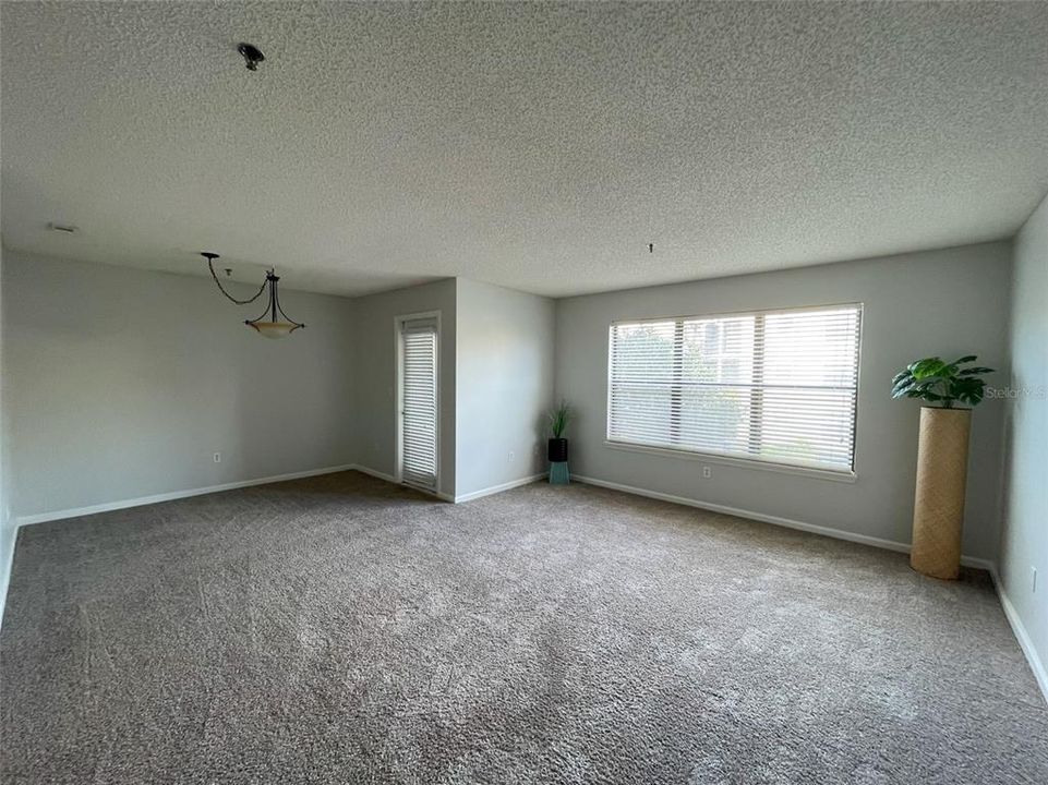 For Rent: $1,725 (2 beds, 2 baths, 1182 Square Feet)