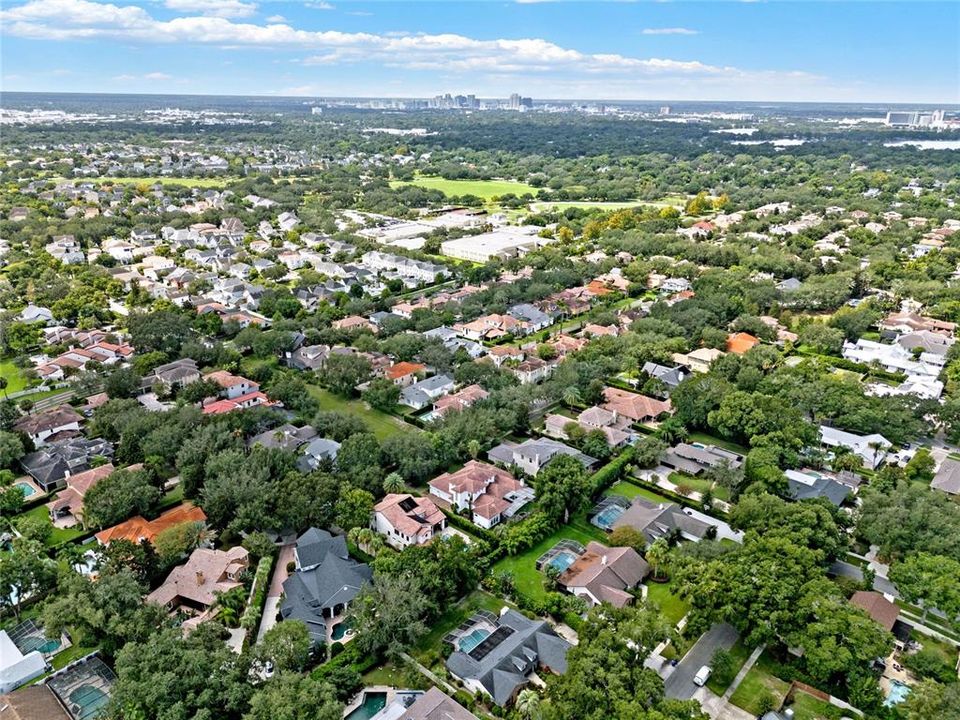 Active With Contract: $1,099,000 (4 beds, 2 baths, 2752 Square Feet)