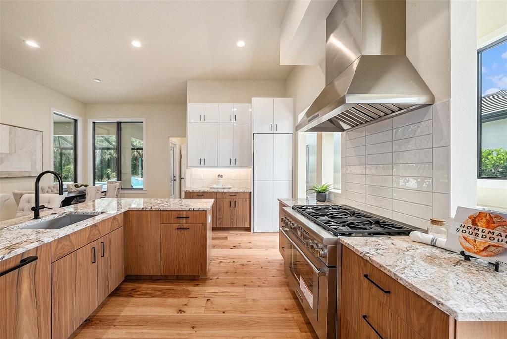 Kitchen/concealed walk-in pantry - 9276 Starry Night Avenue