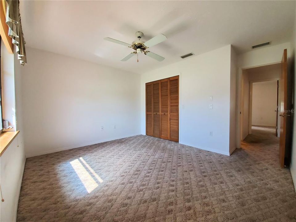 For Rent: $2,500 (3 beds, 2 baths, 1601 Square Feet)