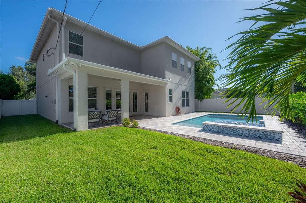 Beautiful Pool & Spa- and still a great size yard