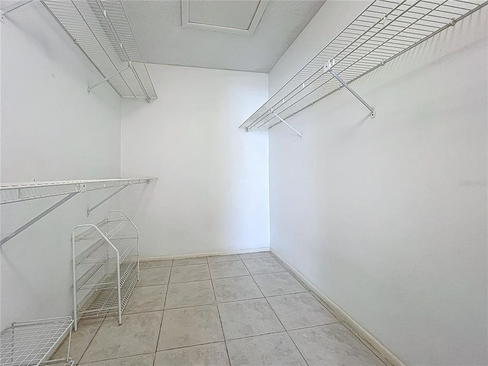 En Venta: $190,000 (2 camas, 2 baños, 912 Pies cuadrados)