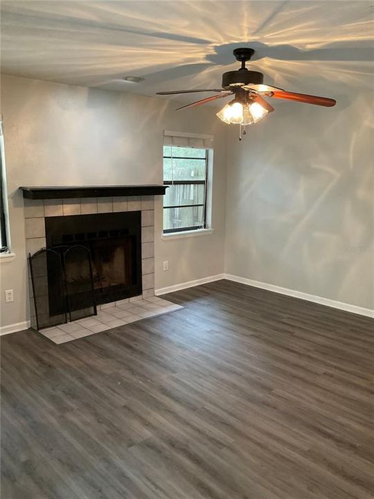 For Rent: $1,600 (2 beds, 2 baths, 985 Square Feet)