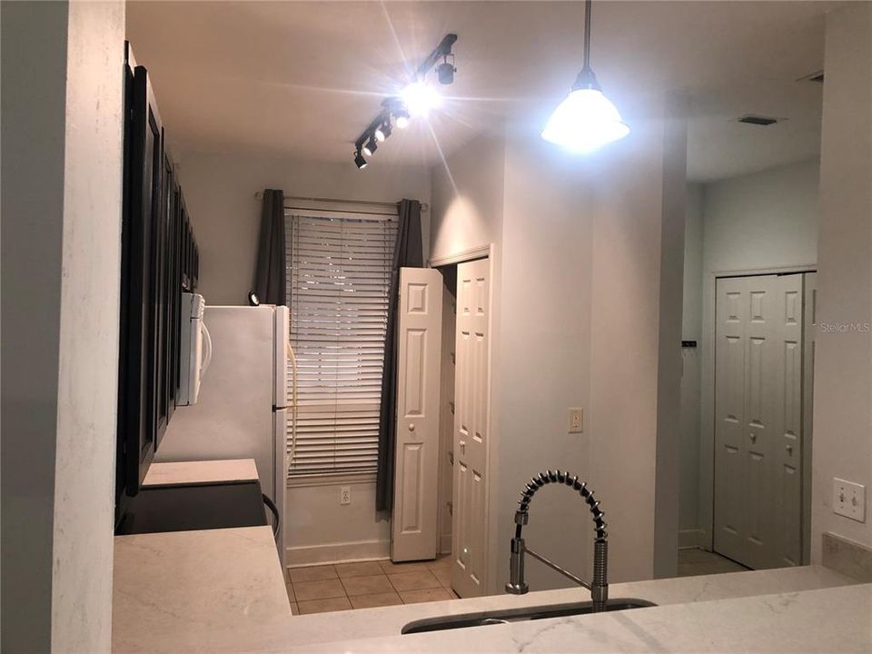 For Rent: $1,650 (2 beds, 2 baths, 1324 Square Feet)