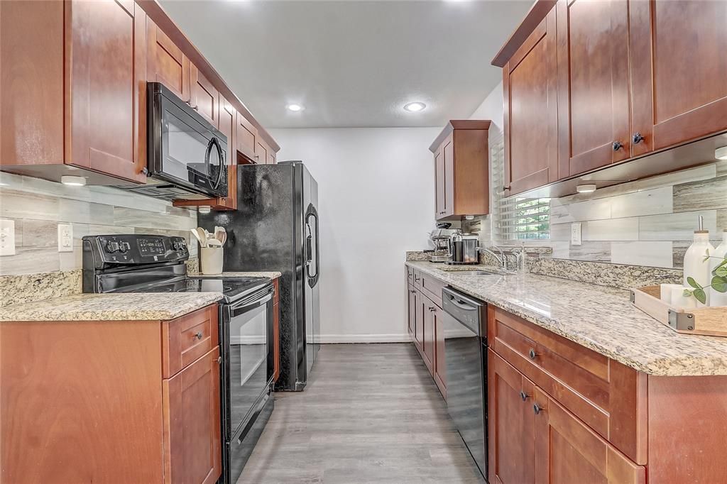 Active With Contract: $359,900 (4 beds, 2 baths, 1202 Square Feet)