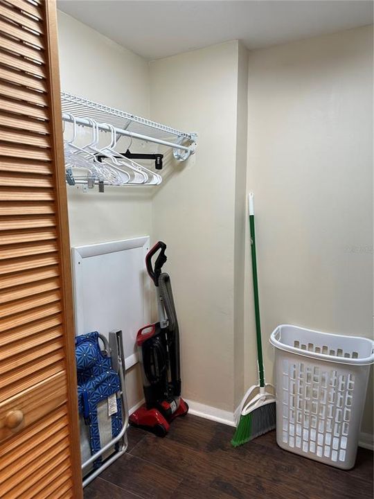 Walk-in Closet