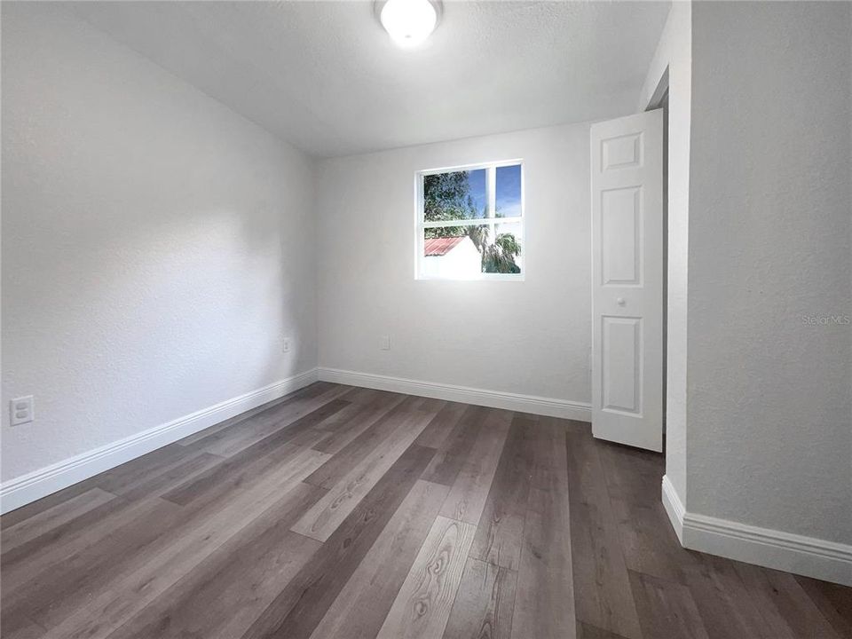 For Sale: $243,000 (2 beds, 1 baths, 766 Square Feet)