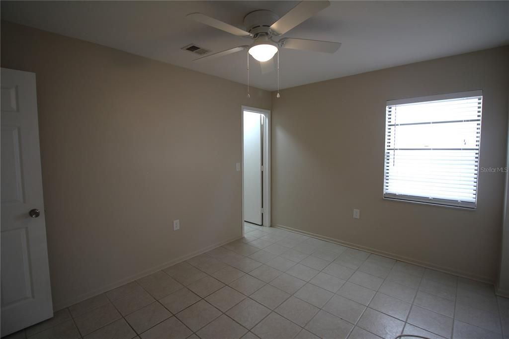 For Rent: $3,200 (4 beds, 2 baths, 1730 Square Feet)