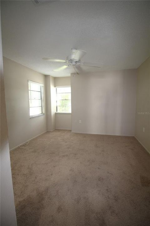 For Rent: $3,200 (4 beds, 2 baths, 1730 Square Feet)