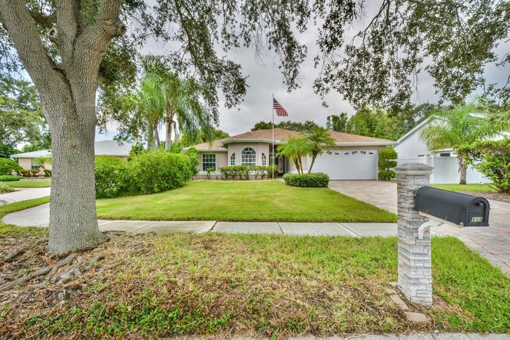 For Sale: $599,000 (3 beds, 2 baths, 1742 Square Feet)