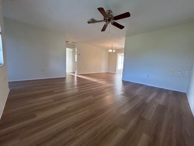 For Rent: $1,950 (2 beds, 2 baths, 1275 Square Feet)