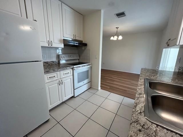 For Rent: $1,950 (2 beds, 2 baths, 1275 Square Feet)