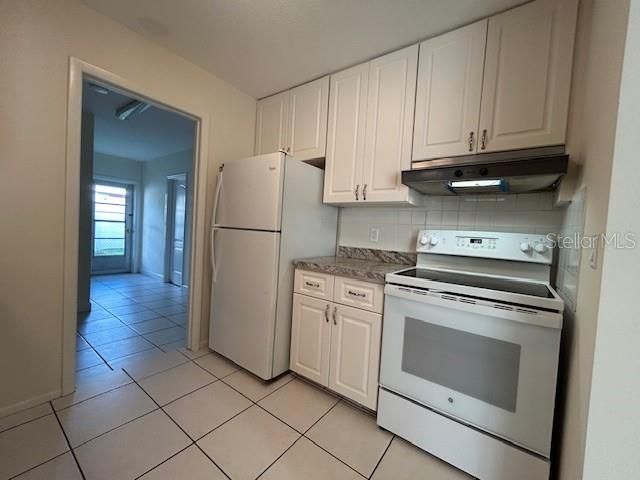 For Rent: $1,950 (2 beds, 2 baths, 1275 Square Feet)