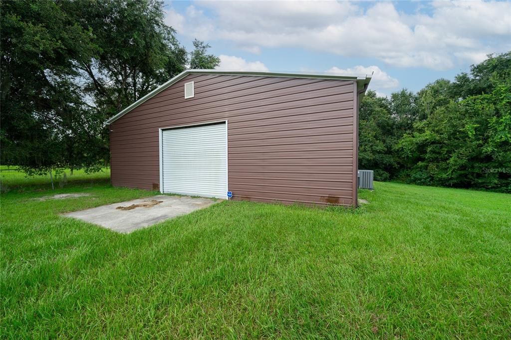 Active With Contract: $525,000 (3 beds, 2 baths, 2128 Square Feet)