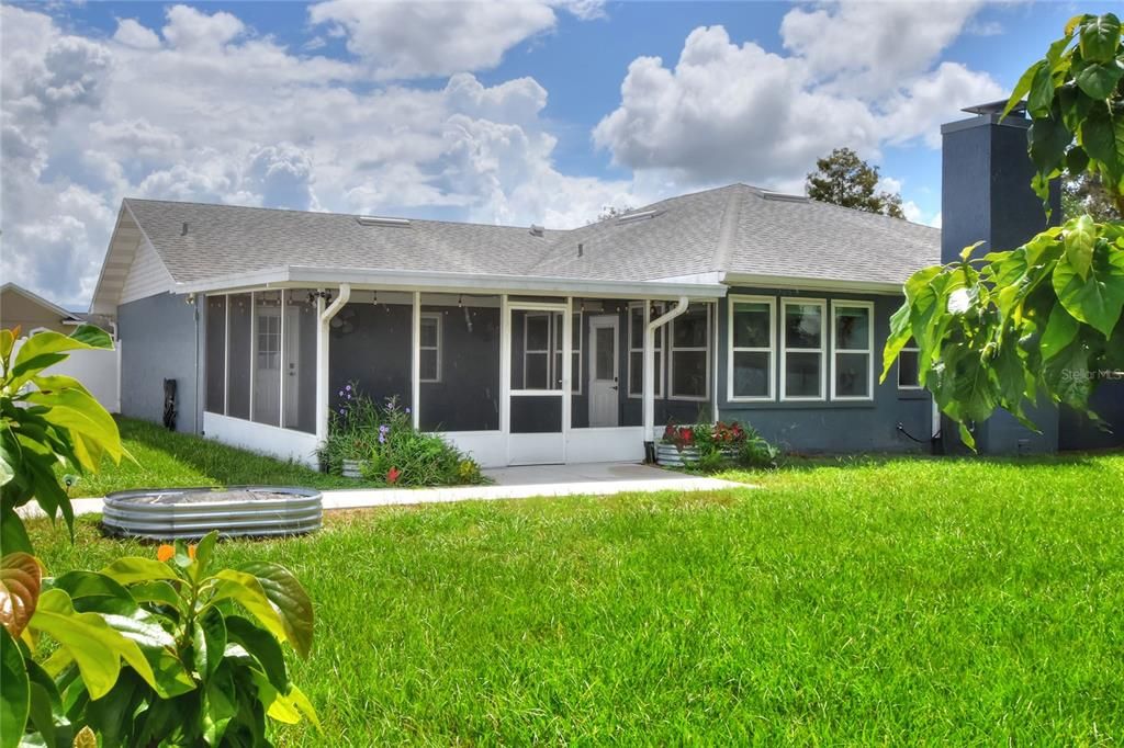 For Sale: $430,000 (3 beds, 2 baths, 2161 Square Feet)