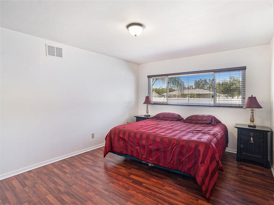 Active With Contract: $375,000 (3 beds, 2 baths, 1626 Square Feet)