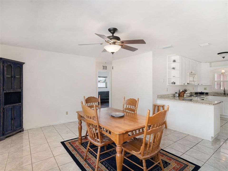 Active With Contract: $375,000 (3 beds, 2 baths, 1626 Square Feet)