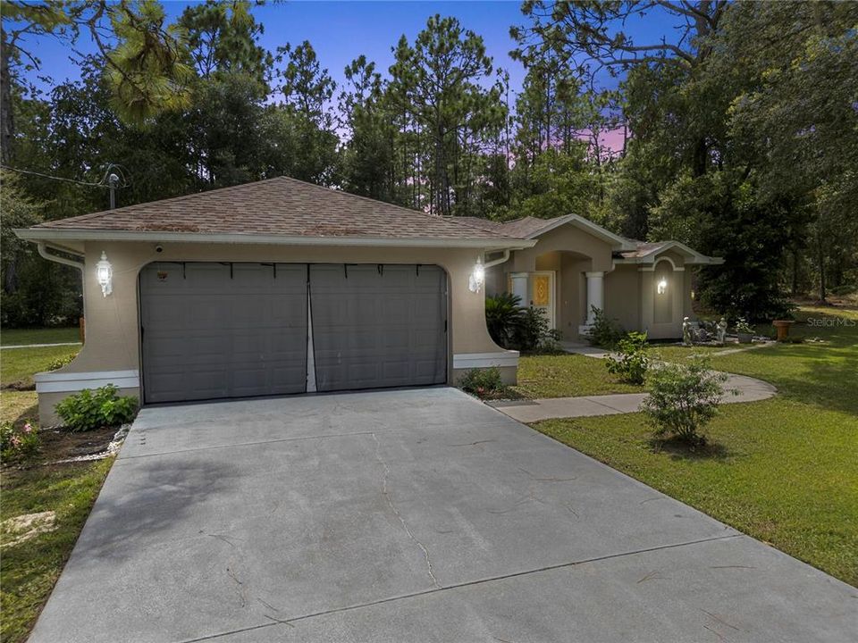 For Sale: $495,000 (3 beds, 2 baths, 1590 Square Feet)