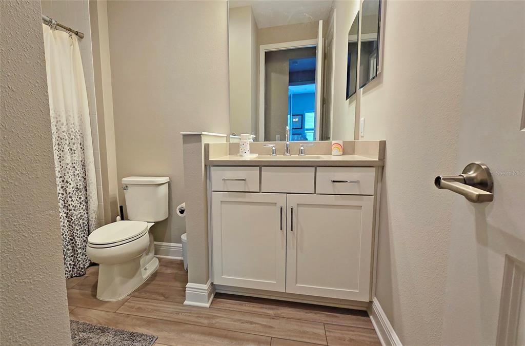 For Rent: $2,595 (2 beds, 2 baths, 1524 Square Feet)