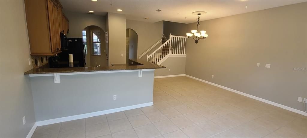 For Rent: $2,300 (3 beds, 2 baths, 1475 Square Feet)