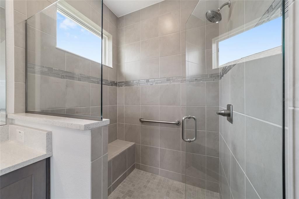 For Sale: $329,000 (2 beds, 2 baths, 1469 Square Feet)