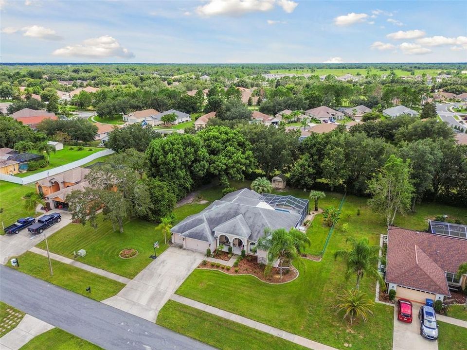 Active With Contract: $550,000 (4 beds, 3 baths, 2513 Square Feet)