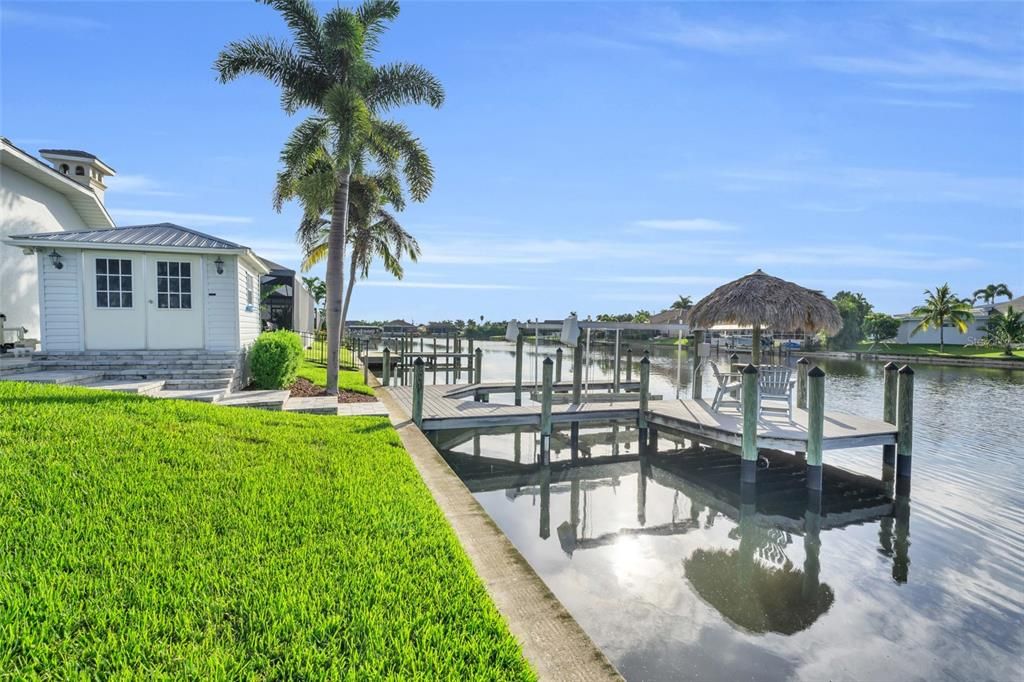 For Sale: $1,000,000 (4 beds, 2 baths, 2386 Square Feet)