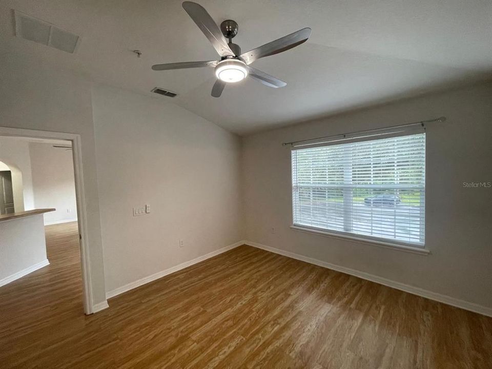 For Rent: $2,000 (2 beds, 2 baths, 1200 Square Feet)