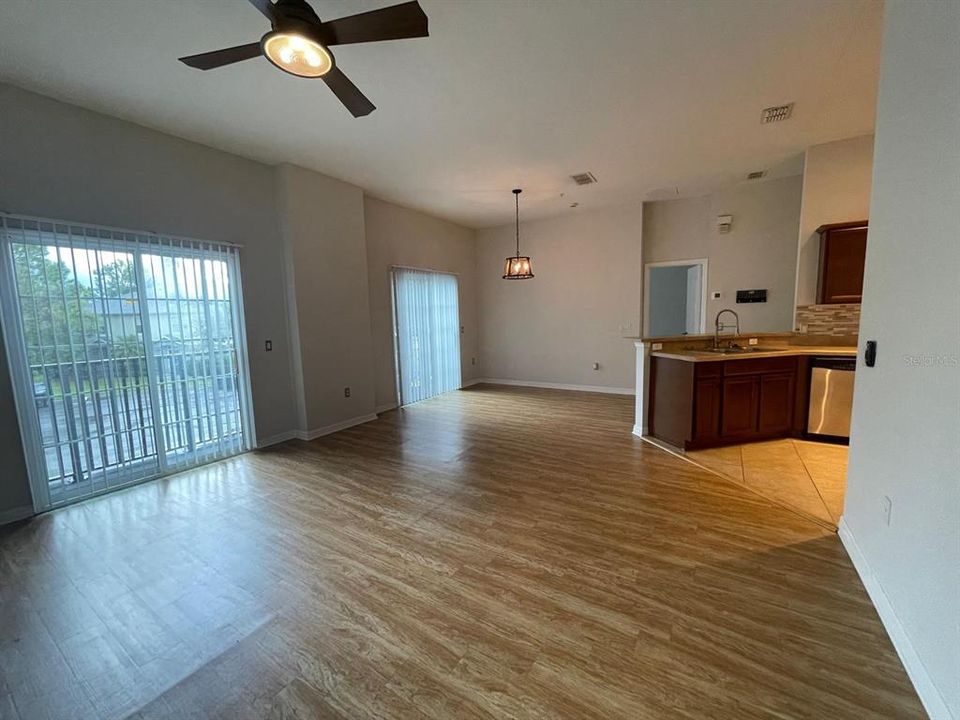 For Rent: $2,000 (2 beds, 2 baths, 1200 Square Feet)