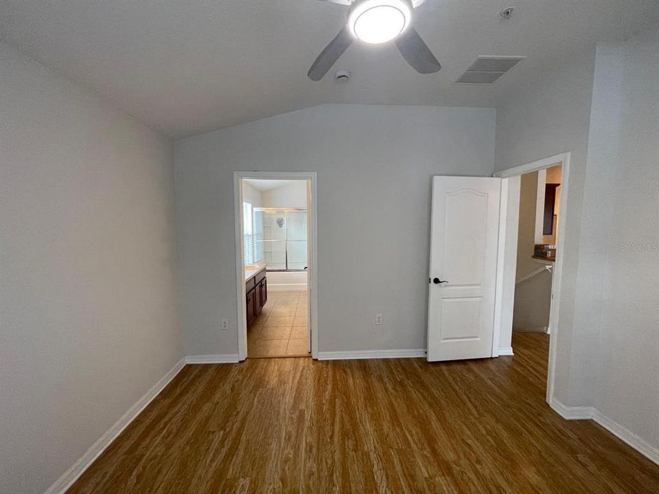 For Rent: $2,000 (2 beds, 2 baths, 1200 Square Feet)