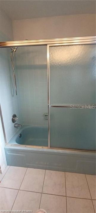 For Sale: $219,900 (2 beds, 2 baths, 1200 Square Feet)