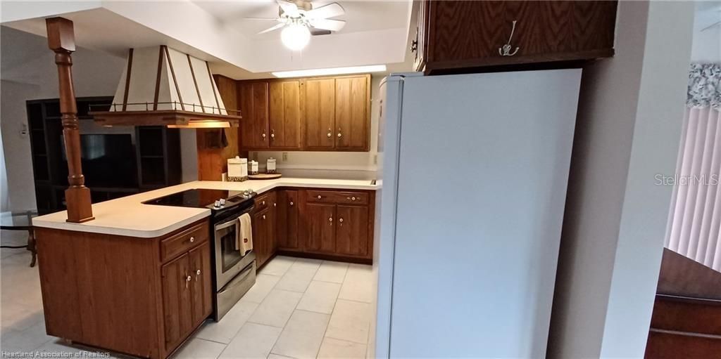 En Venta: $219,900 (2 camas, 2 baños, 1200 Pies cuadrados)