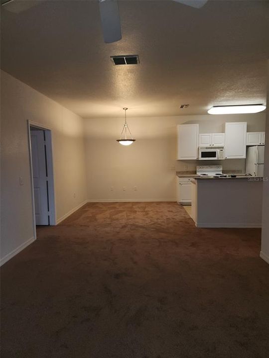 For Sale: $189,000 (2 beds, 2 baths, 1152 Square Feet)