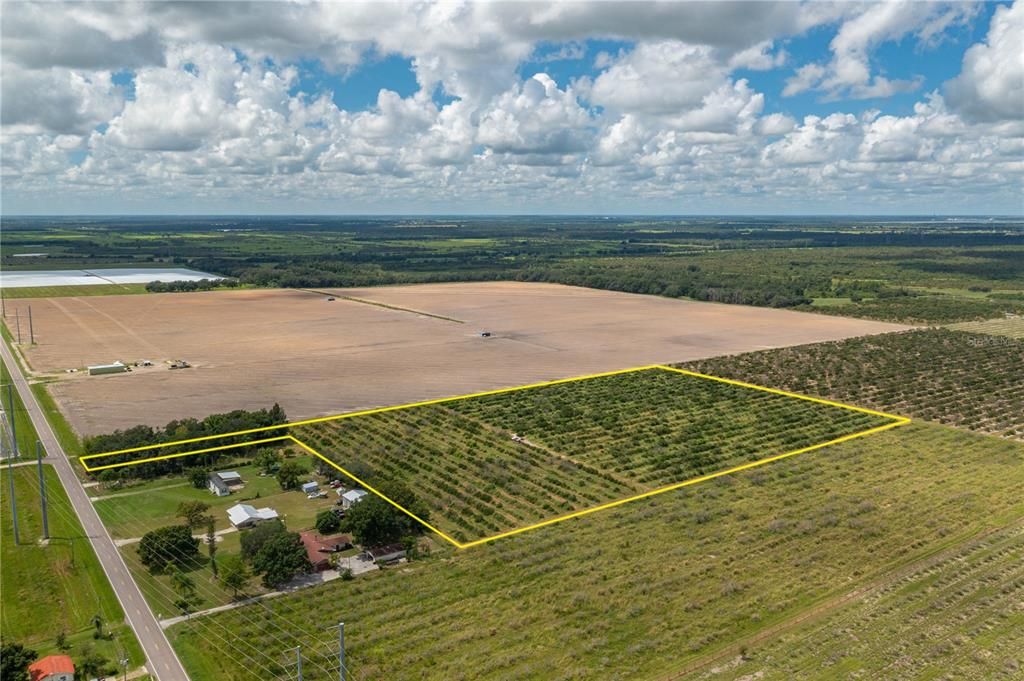 На продажу: $265,000 (15.52 acres)