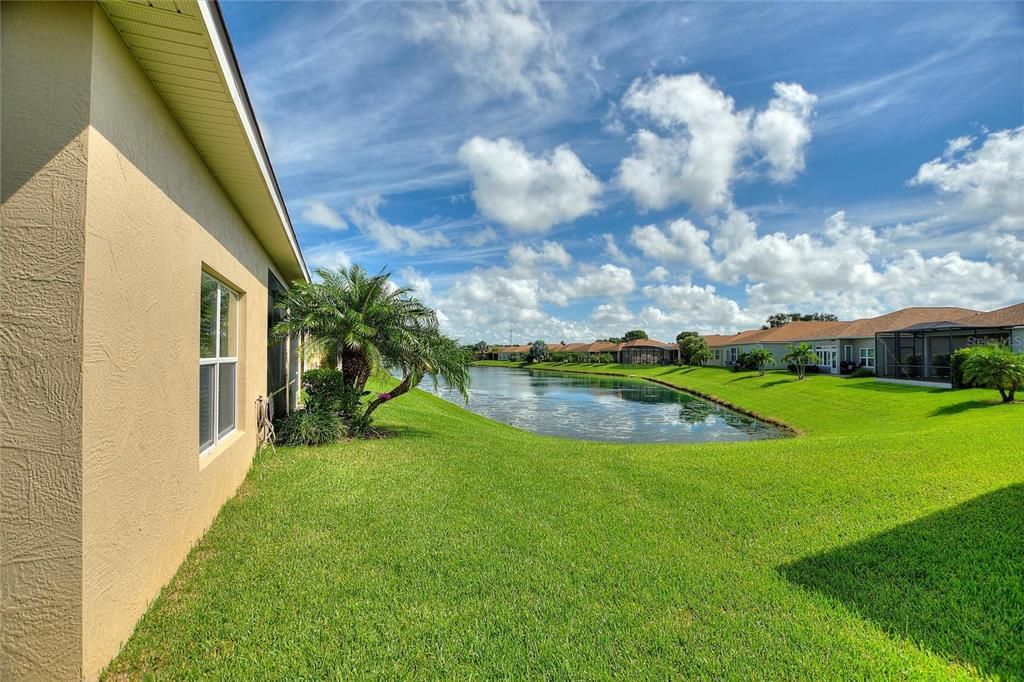 Active With Contract: $315,000 (3 beds, 2 baths, 1914 Square Feet)