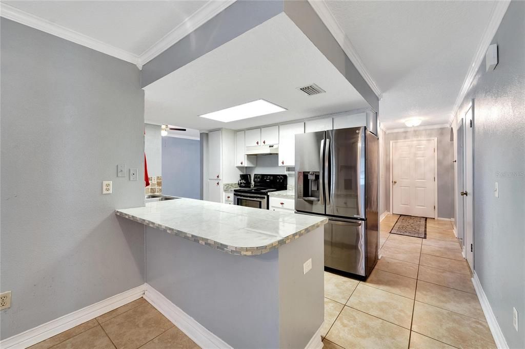 For Sale: $375,000 (3 beds, 2 baths, 1934 Square Feet)