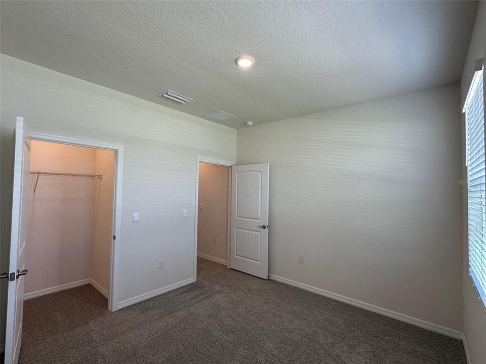 For Rent: $2,500 (3 beds, 2 baths, 1641 Square Feet)