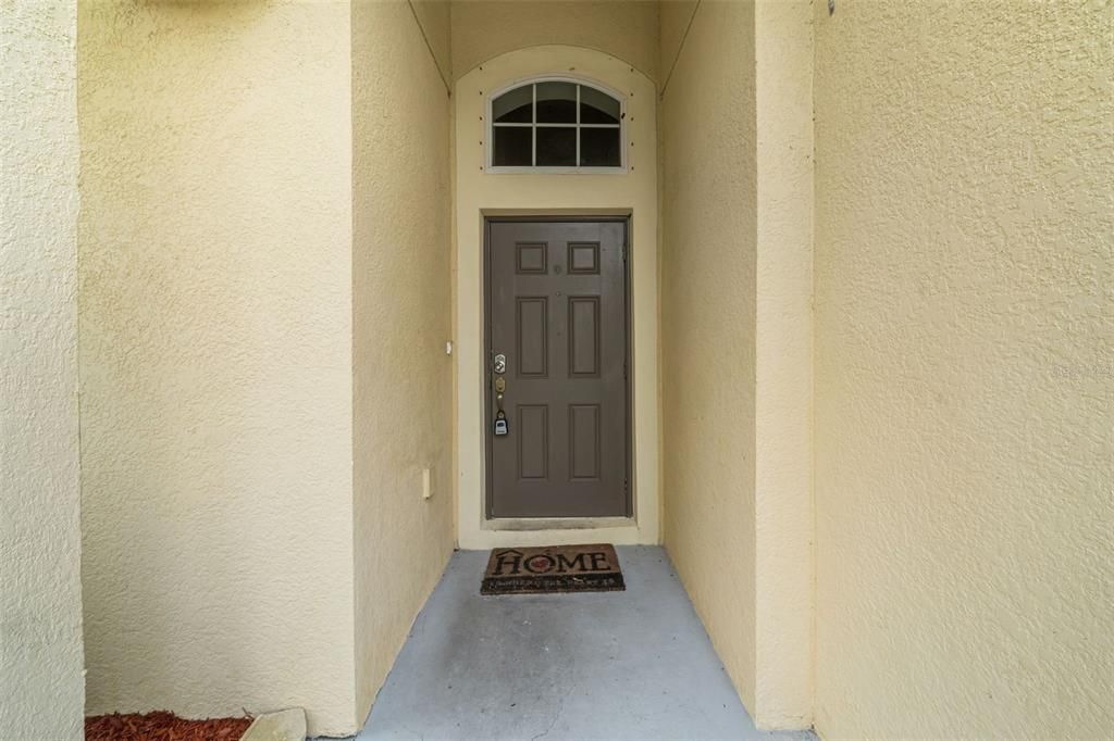 For Rent: $2,950 (5 beds, 3 baths, 4069 Square Feet)