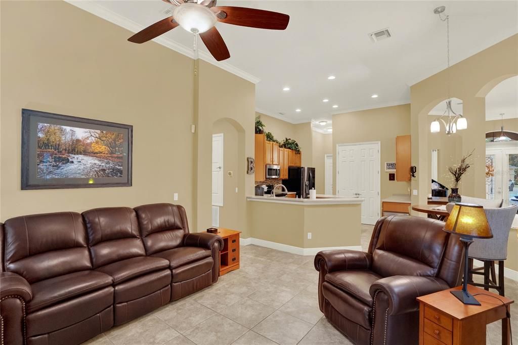 FAMILY ROOM