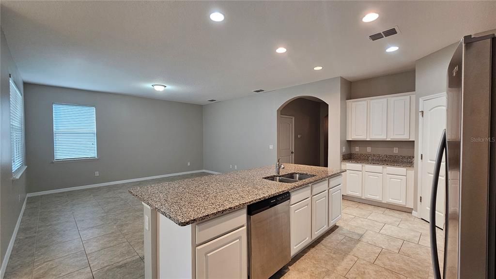 Active With Contract: $2,295 (4 beds, 3 baths, 2108 Square Feet)