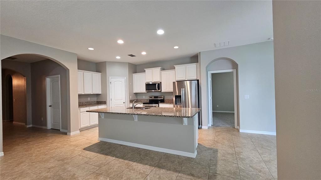 Active With Contract: $2,295 (4 beds, 3 baths, 2108 Square Feet)