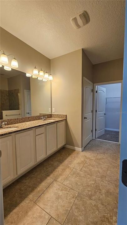 Active With Contract: $2,295 (4 beds, 3 baths, 2108 Square Feet)