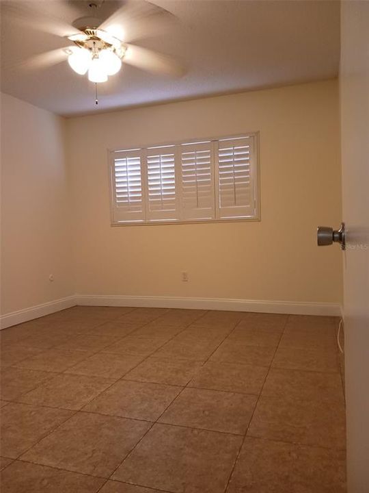 For Sale: $232,500 (2 beds, 2 baths, 938 Square Feet)