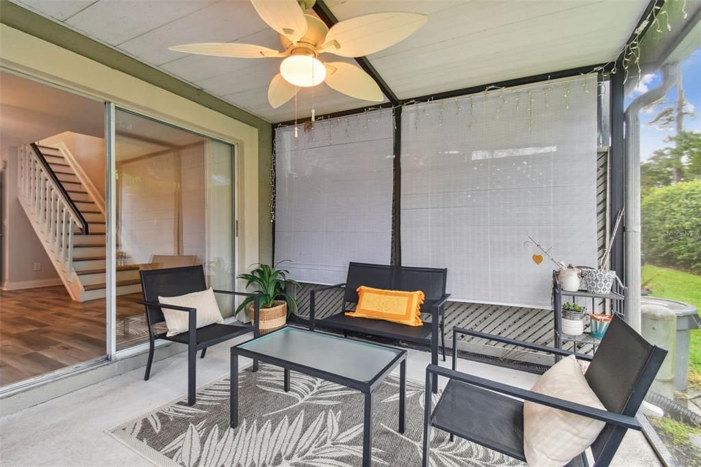 Active With Contract: $2,100 (2 beds, 2 baths, 1094 Square Feet)