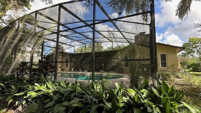 En Venta: $688,000 (3 camas, 2 baños, 2392 Pies cuadrados)