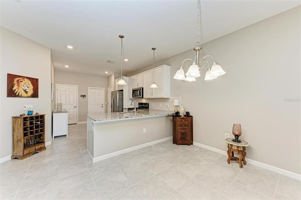 For Sale: $439,000 (2 beds, 2 baths, 1458 Square Feet)