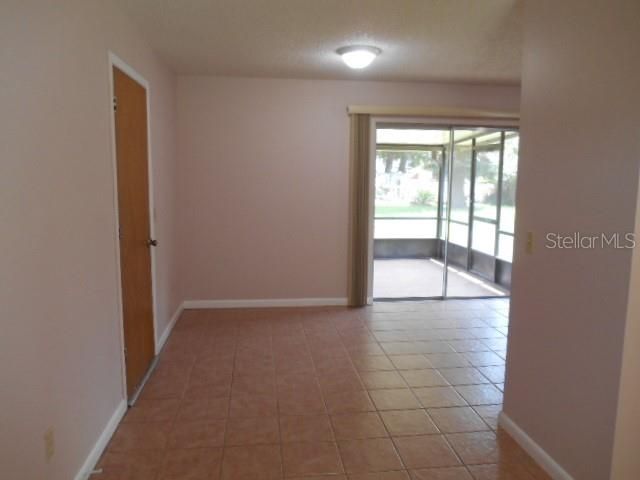 For Rent: $1,675 (3 beds, 1 baths, 1000 Square Feet)